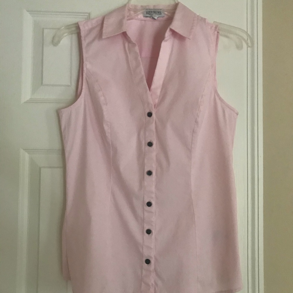 Express Ultimate Essential Sleeveless Shirt